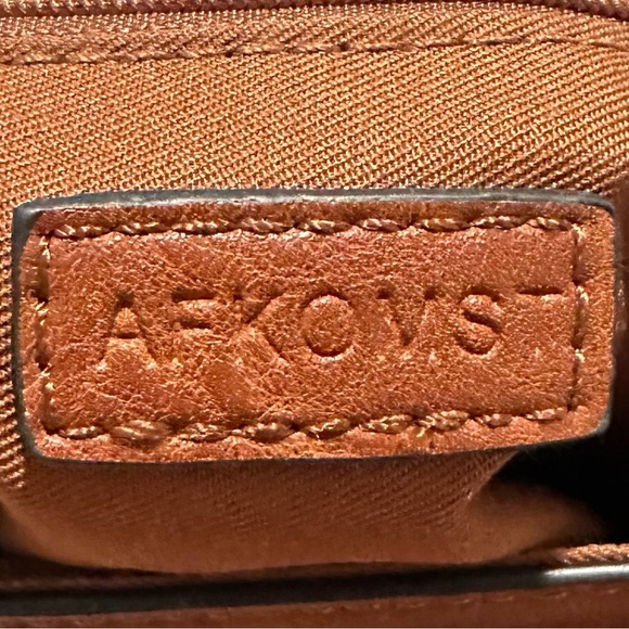 Afkomst Vegan Faux Leather Crossbody Bag Purse - Picture 4 of 16